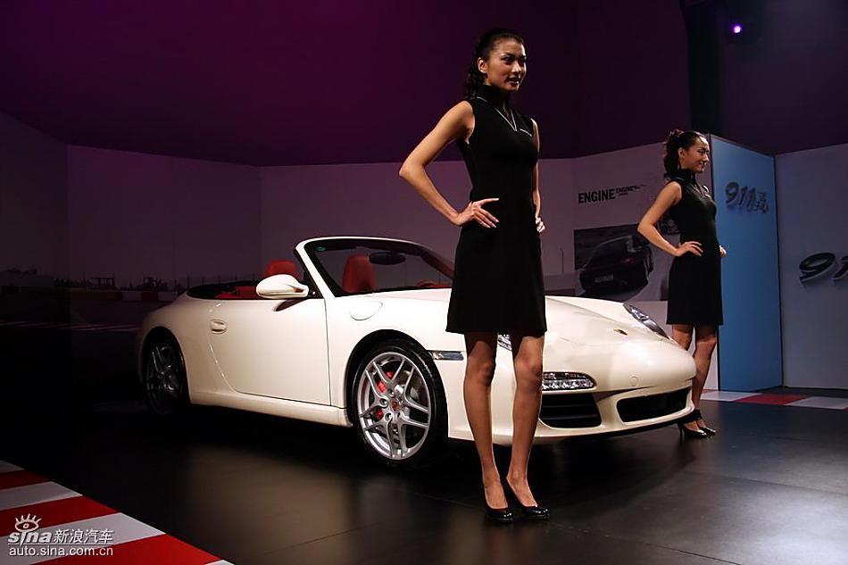 保时捷新款911发布现场外观图