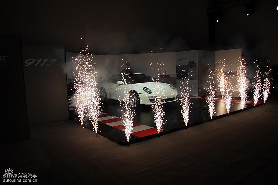 保时捷新款911发布现场外观图