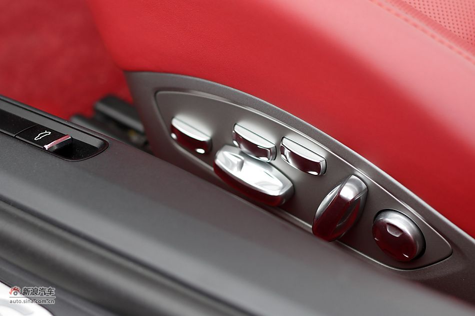 2012款保时捷911 Cabriolet