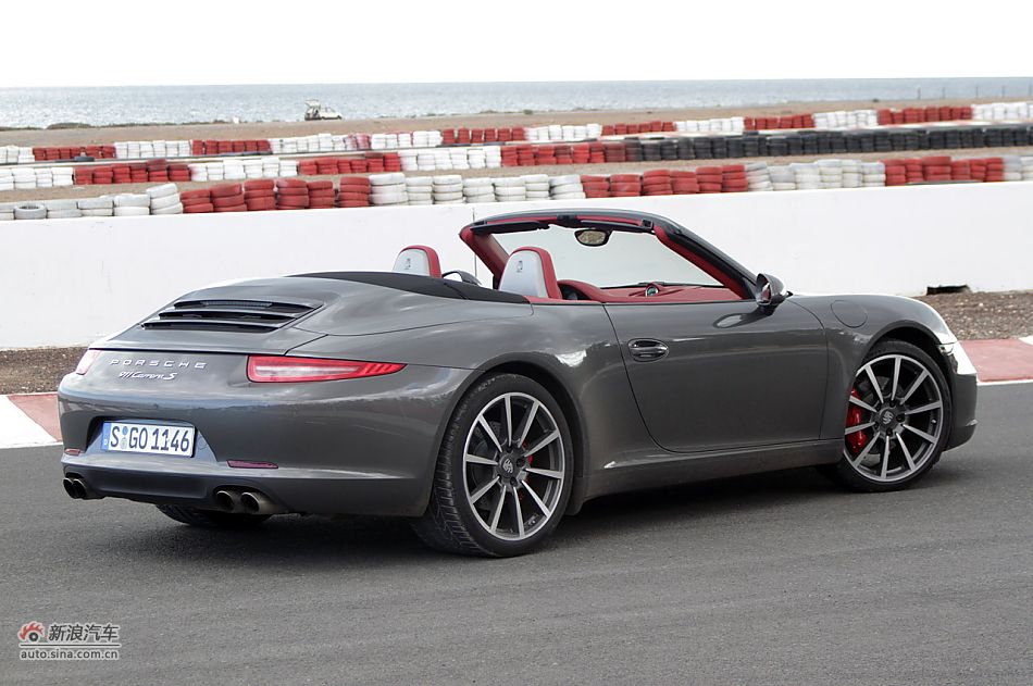 2012款保时捷911 Cabriolet