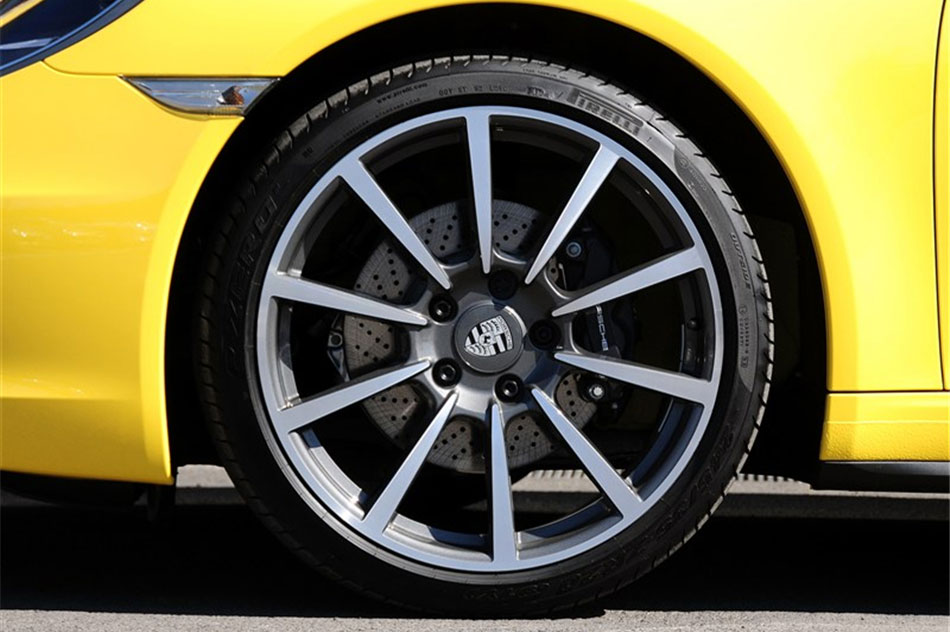 2013款保时捷911 Carrera 4 3.4L