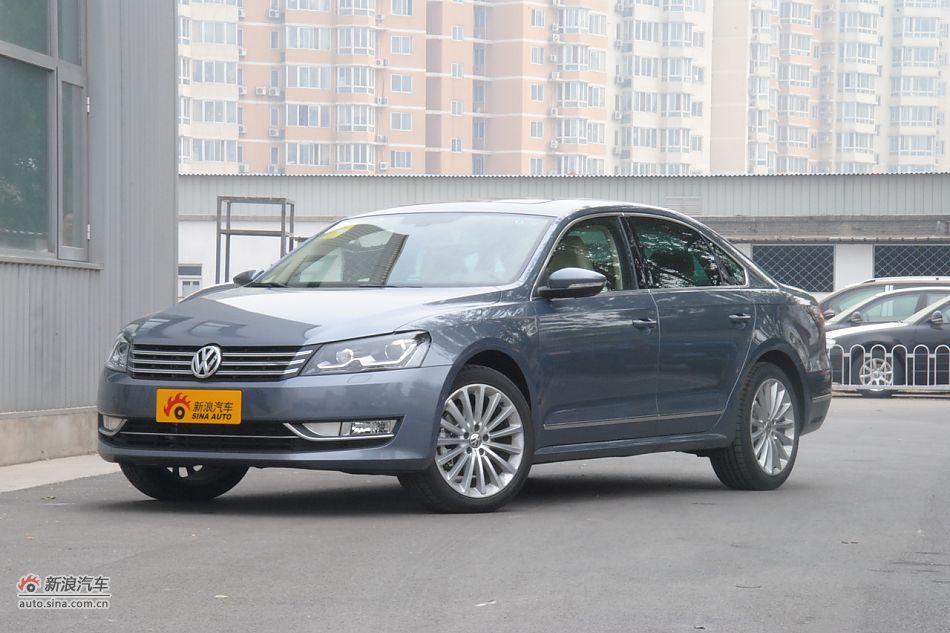 2011款帕萨特外观