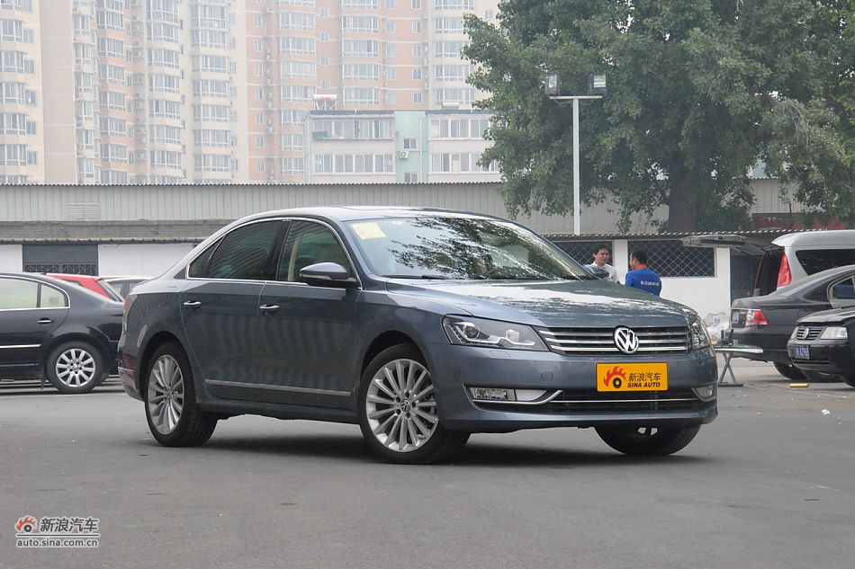 2011款帕萨特外观