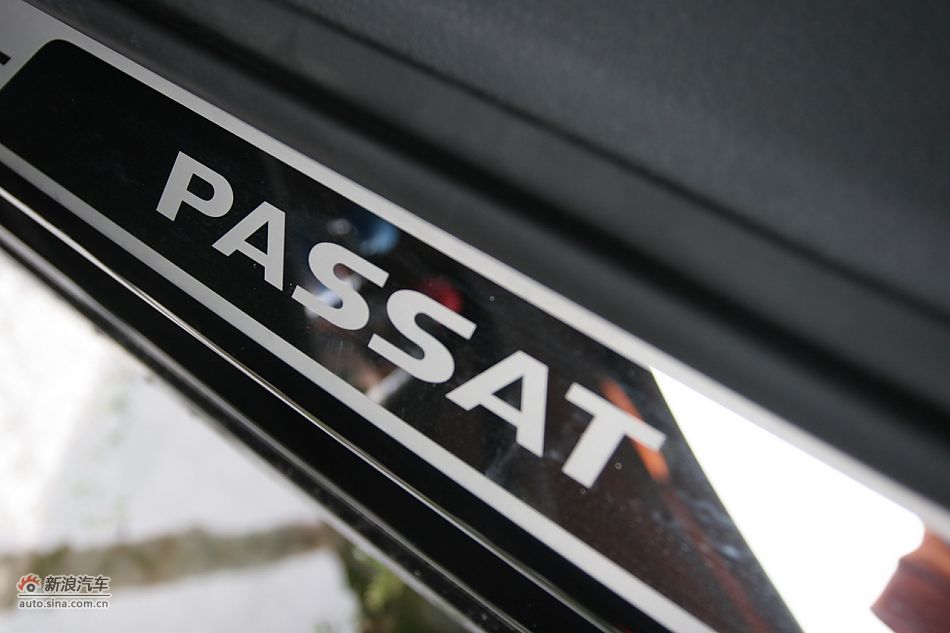 2011款帕萨特2.0T御尊版内饰功能