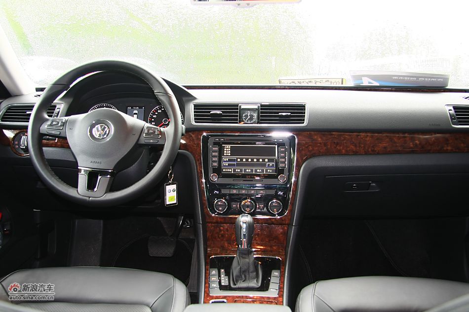 上海大众新帕萨特内饰