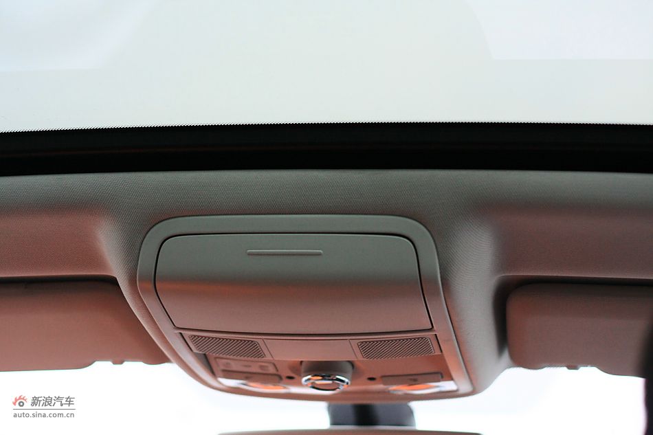 上海大众新帕萨特内饰