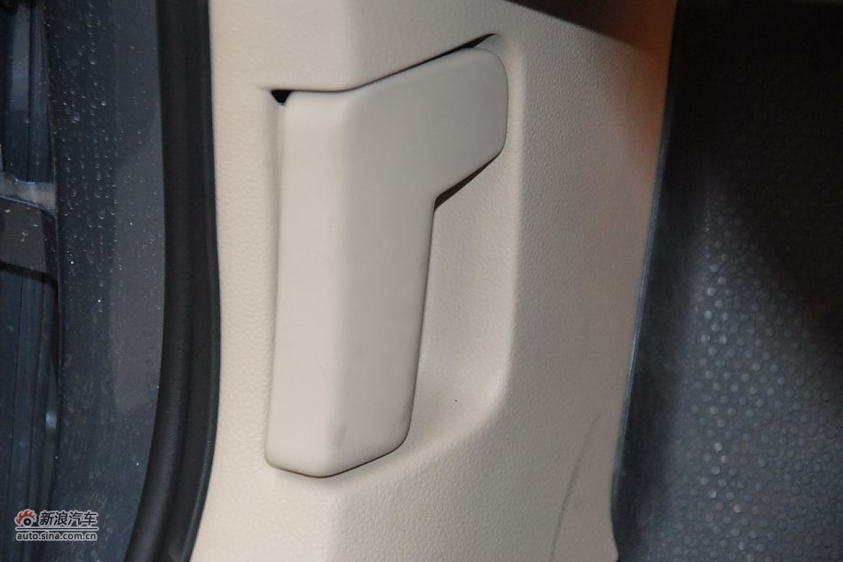 2011款帕萨特内饰