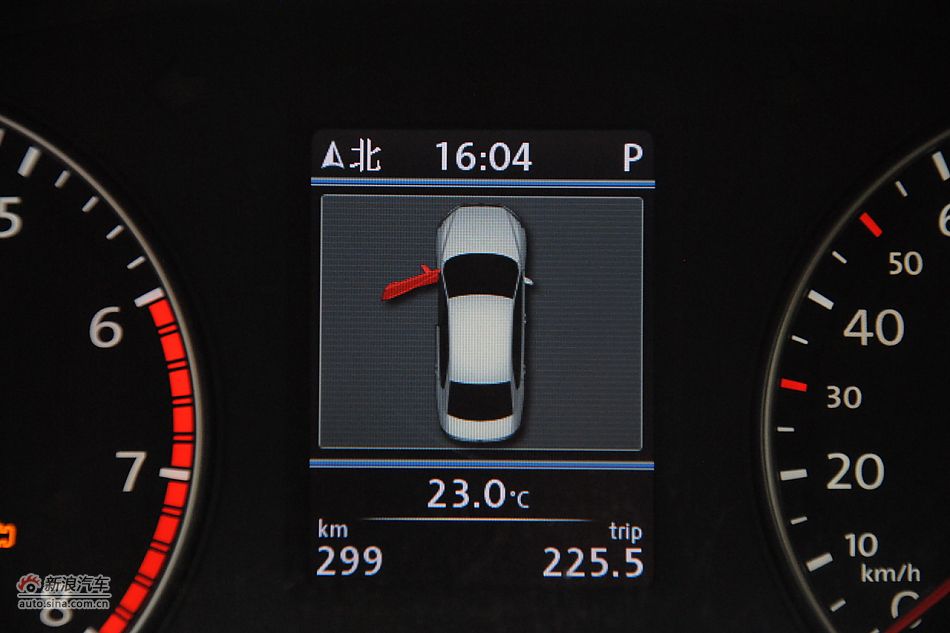 2011款帕萨特内饰