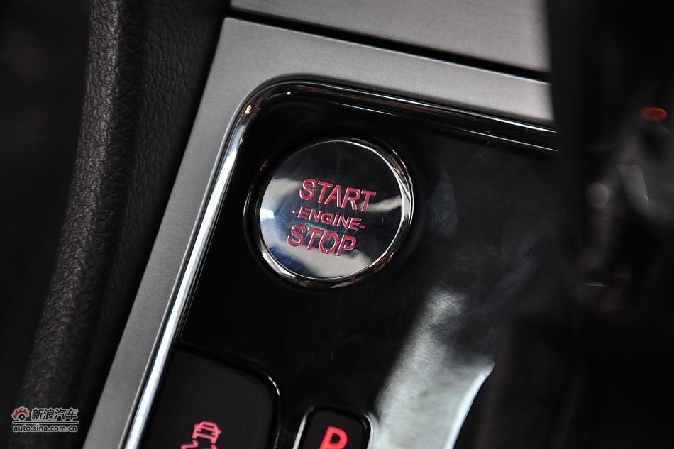 2011款帕萨特内饰