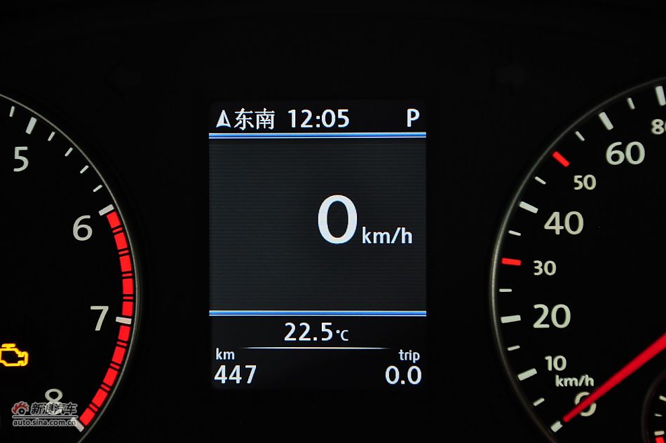 2011款帕萨特内饰