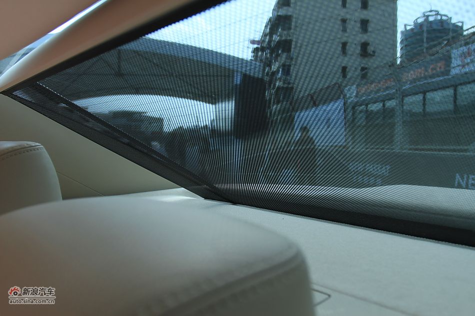 新浪汽车体验试驾全新帕萨特