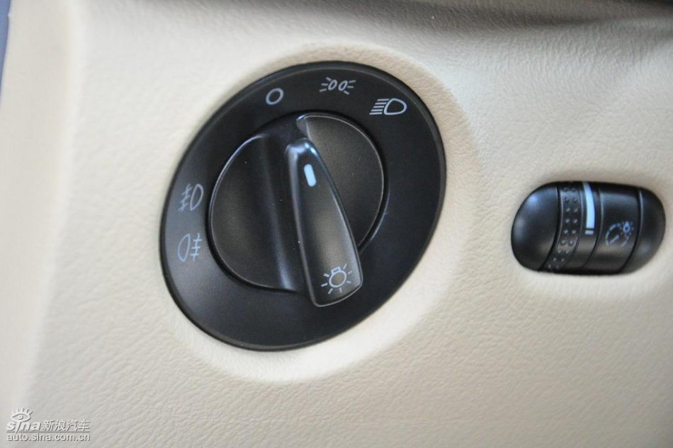 上海大众PASSAT领驭实拍图 