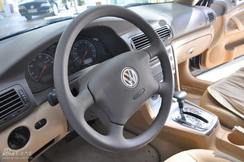 上海大众PASSAT领驭实拍图 