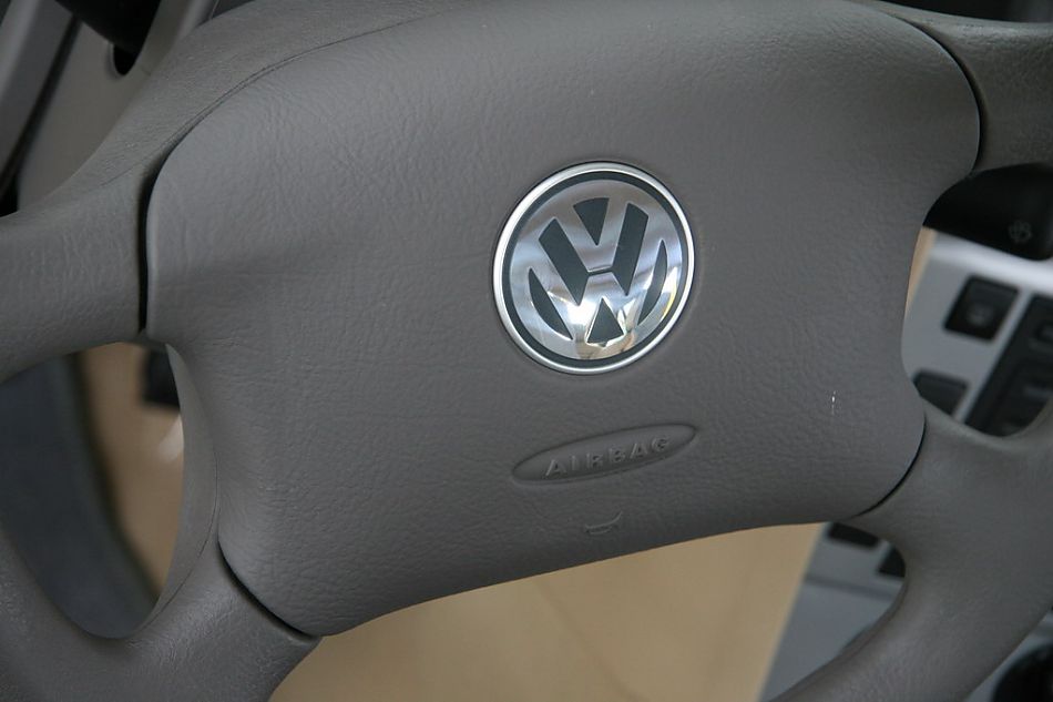 上海大众PASSAT领驭方向盘