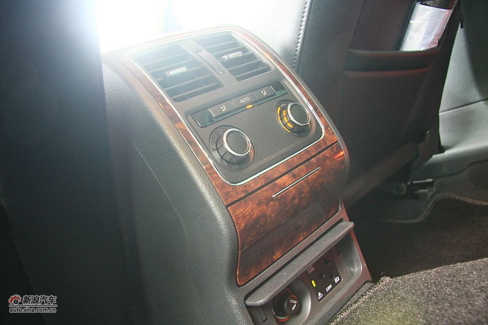 上海大众新帕萨特内饰