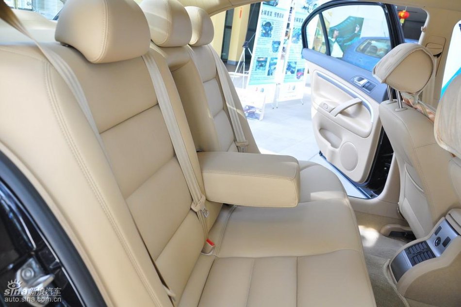 上海大众PASSAT领驭实拍图 