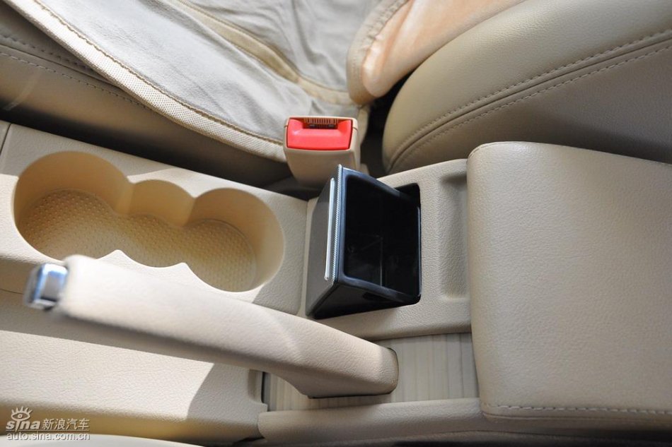 上海大众PASSAT领驭实拍图 