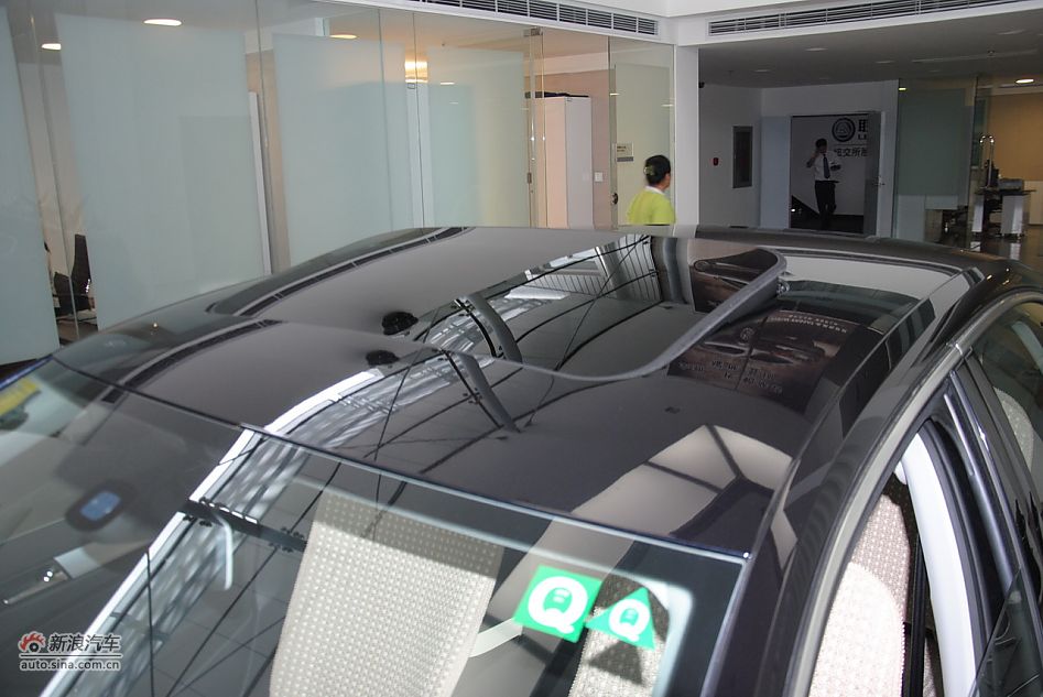 2011款帕萨特1.8TSI自动尊荣版