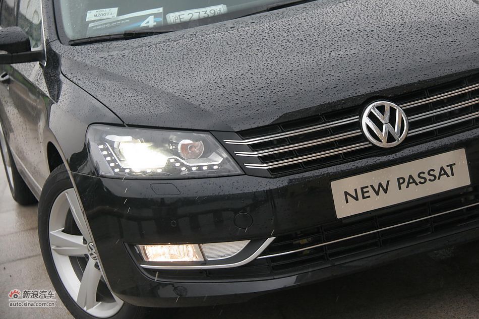 2011款新帕萨特2.0T御尊版外观细节
