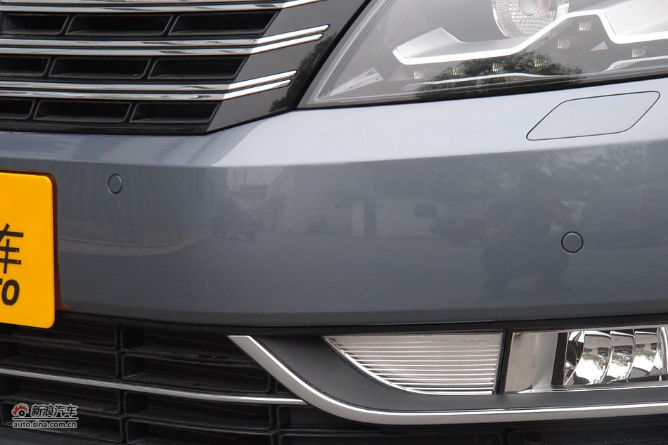 2011款帕萨特车身细节