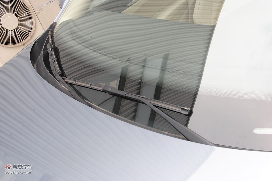 2011款帕萨特车身细节