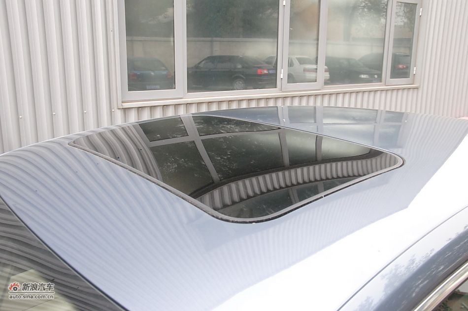 2011款帕萨特车身细节