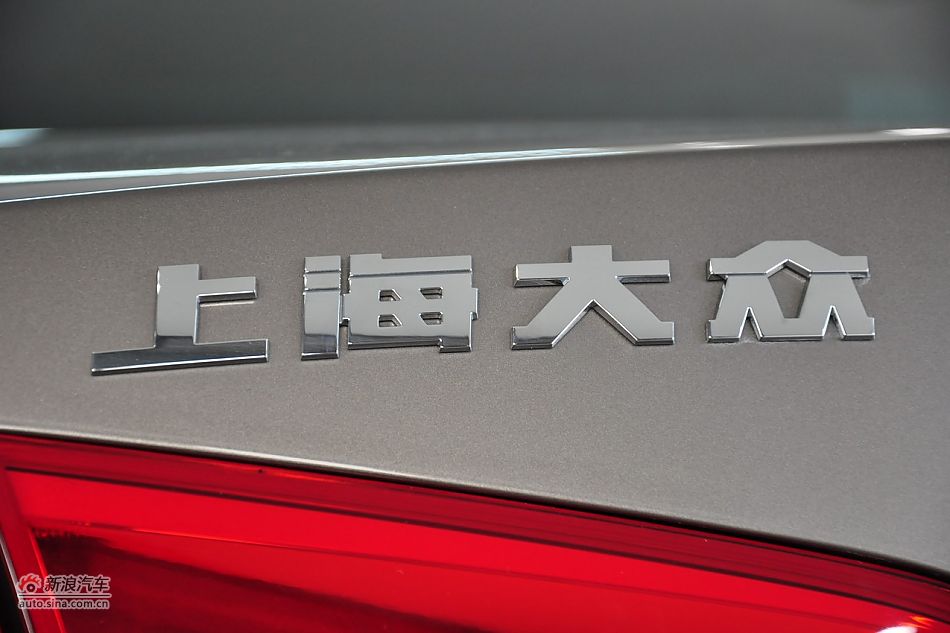 2011款帕萨特发车身细节