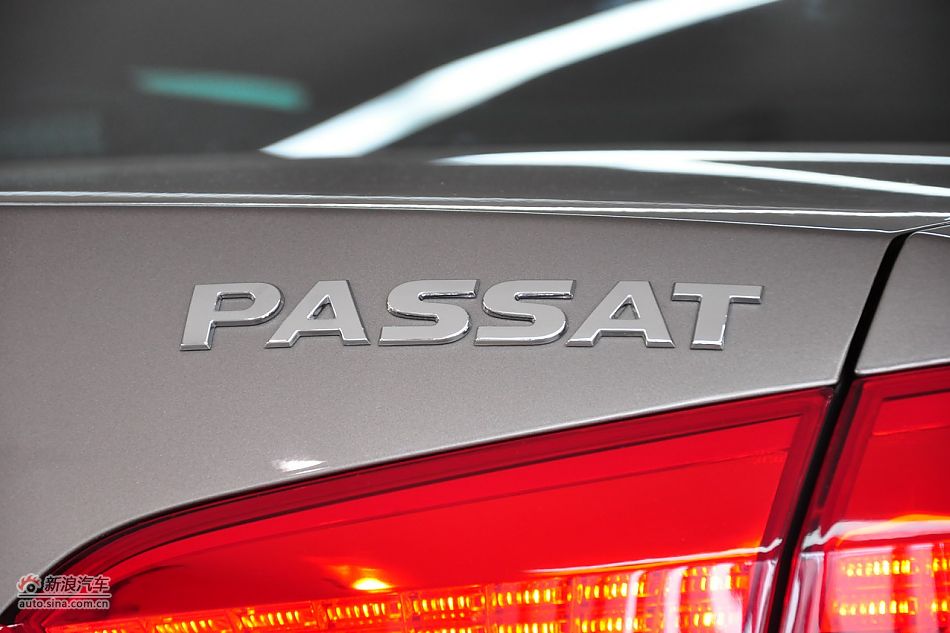 2011款帕萨特发车身细节