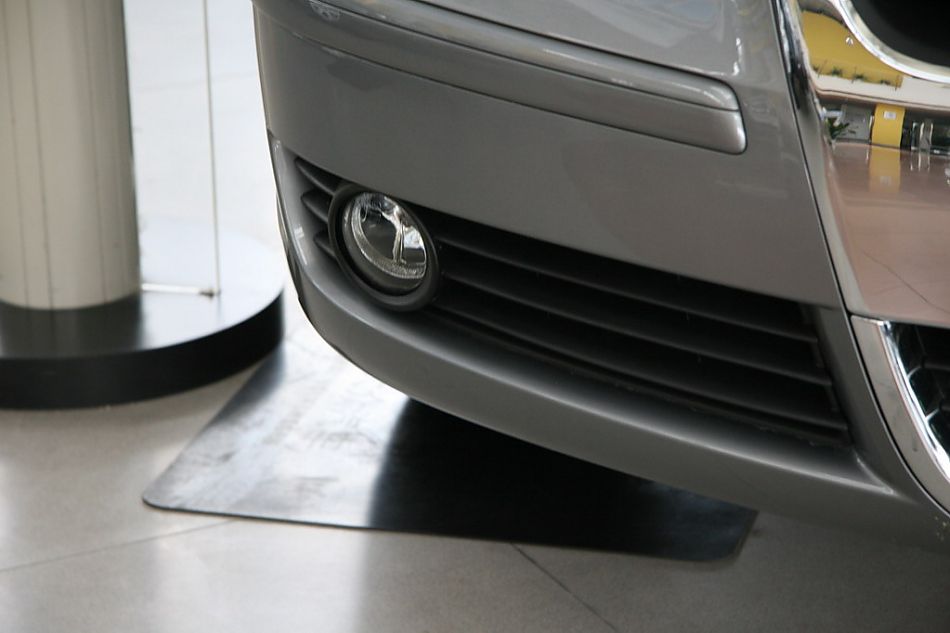 上海大众PASSAT领驭前灯