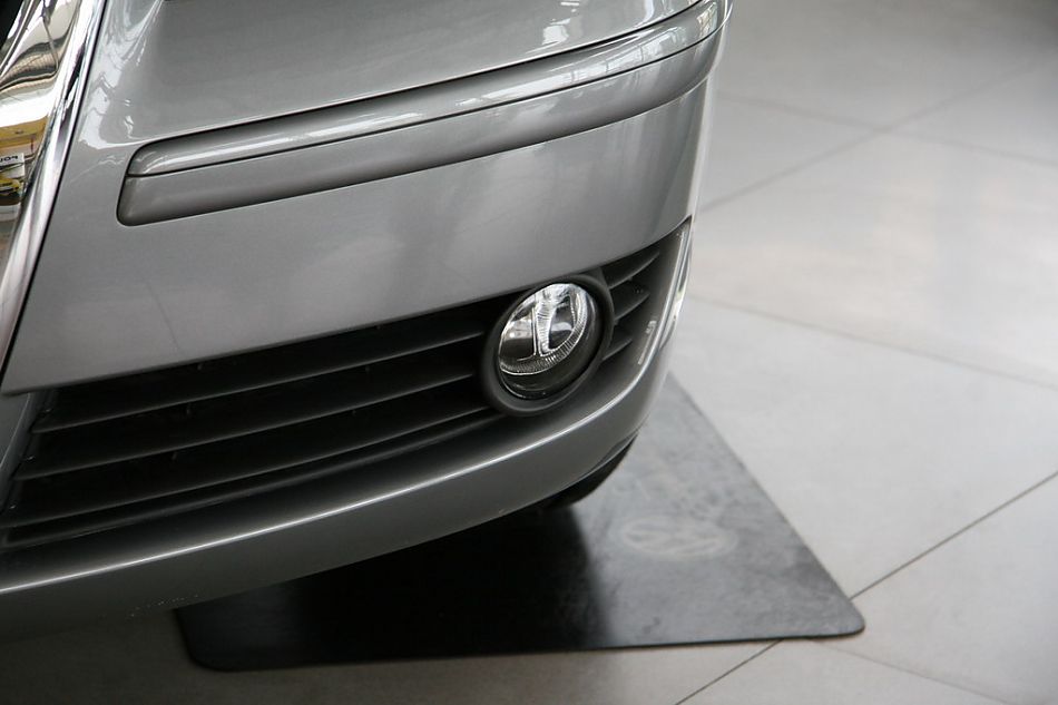 上海大众PASSAT领驭前灯