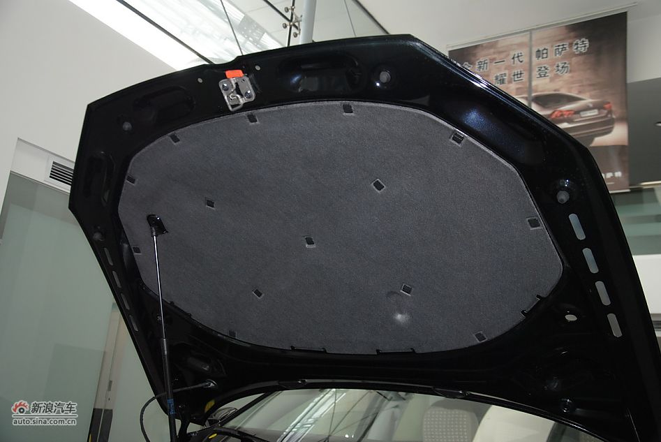 2011款帕萨特1.8TSI自动尊荣版