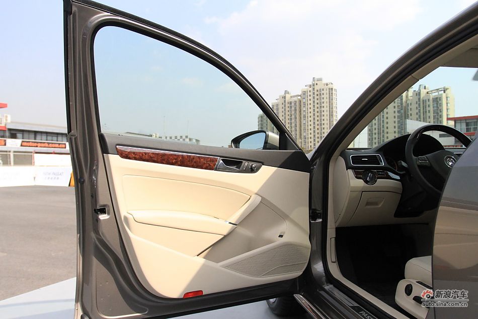 上海大众全新帕萨特