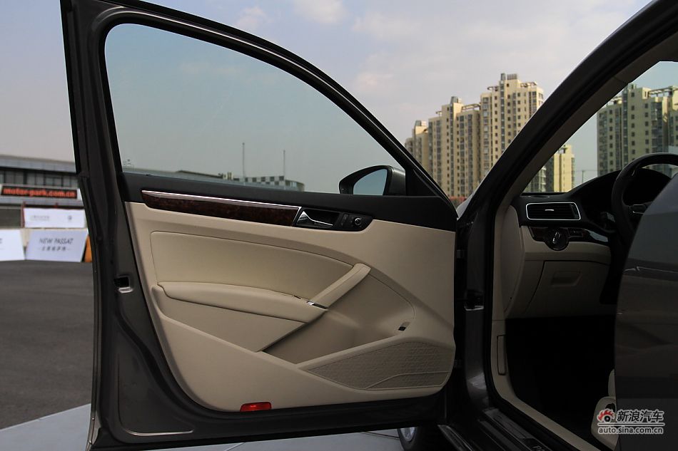 上海大众全新帕萨特