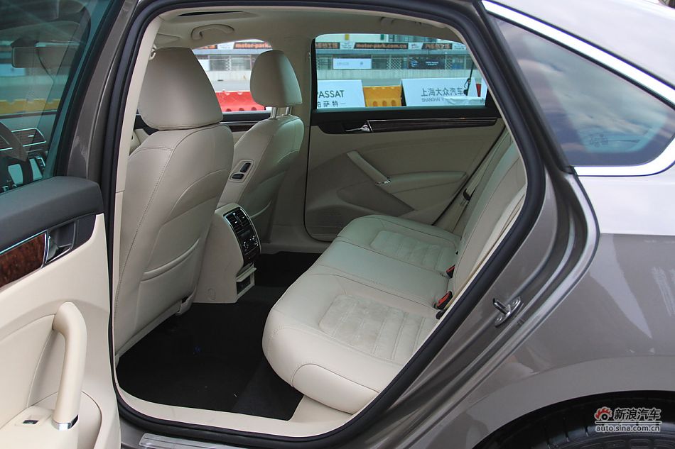 上海大众全新帕萨特