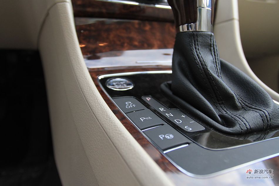 上海大众全新帕萨特