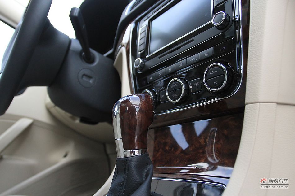 上海大众全新帕萨特