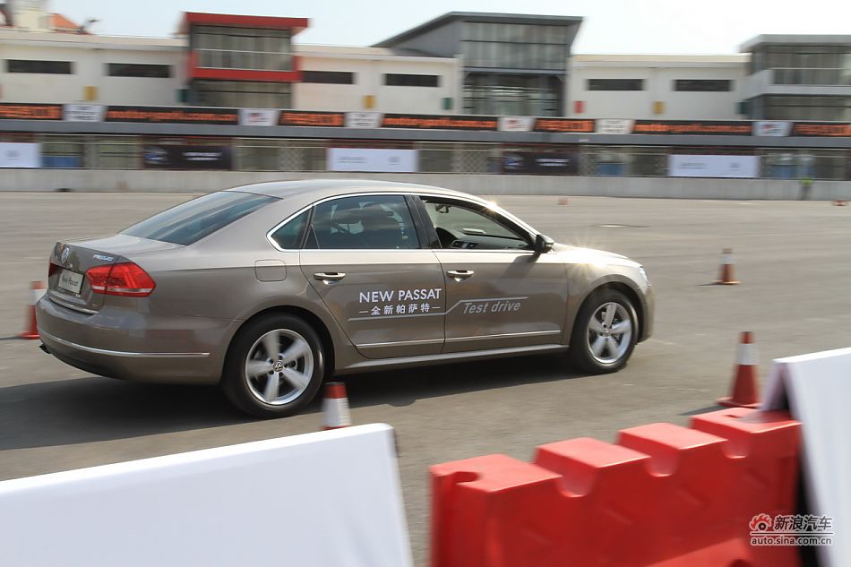 上海大众全新帕萨特