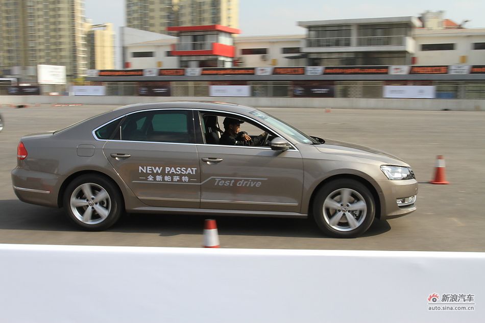 上海大众全新帕萨特