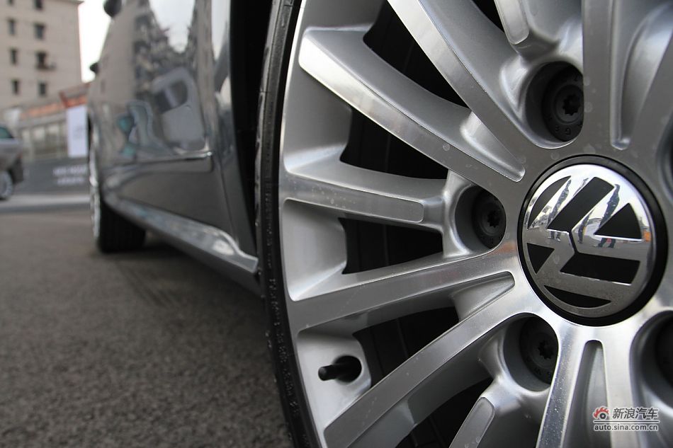 上海大众全新帕萨特