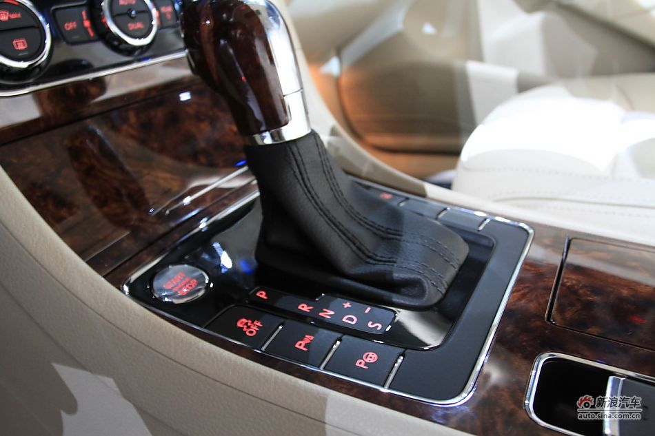 上海大众全新帕萨特