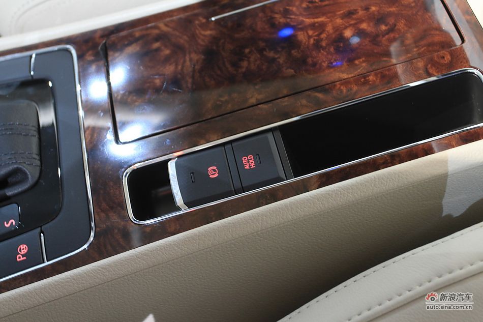 上海大众全新帕萨特