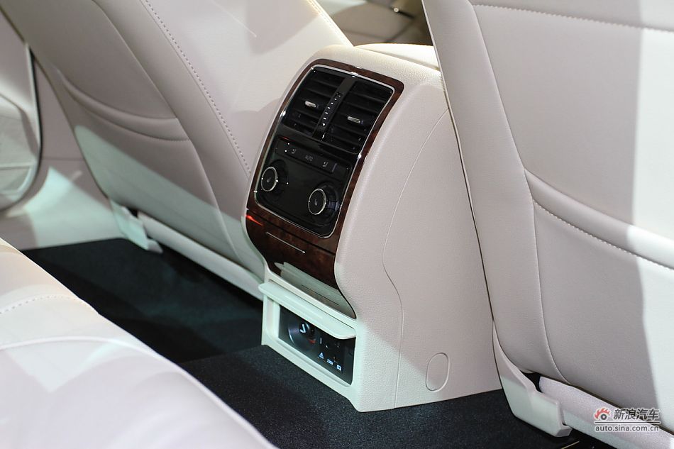 上海大众全新帕萨特