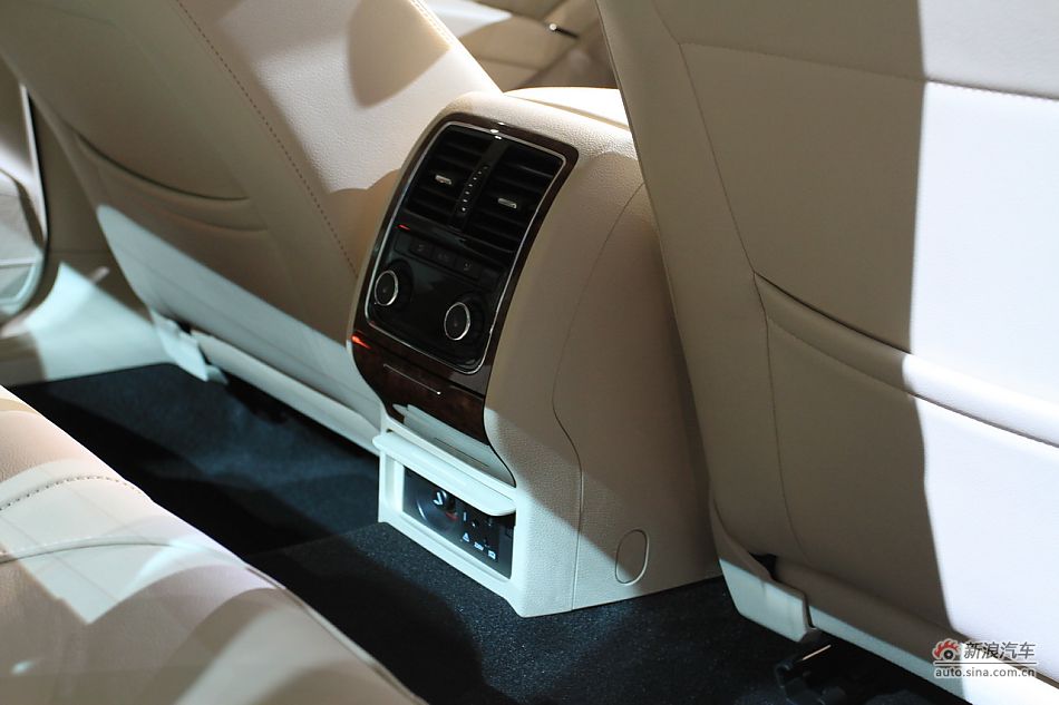 上海大众全新帕萨特