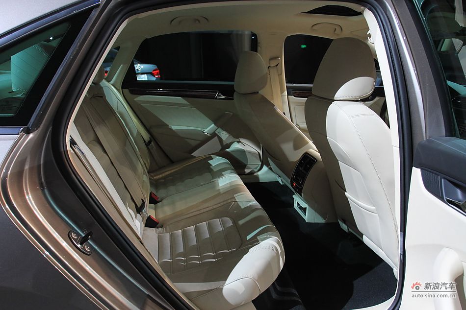 上海大众全新帕萨特