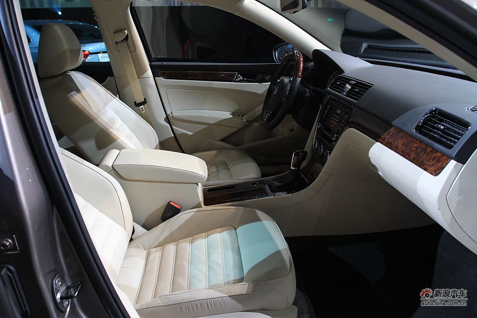 上海大众全新帕萨特