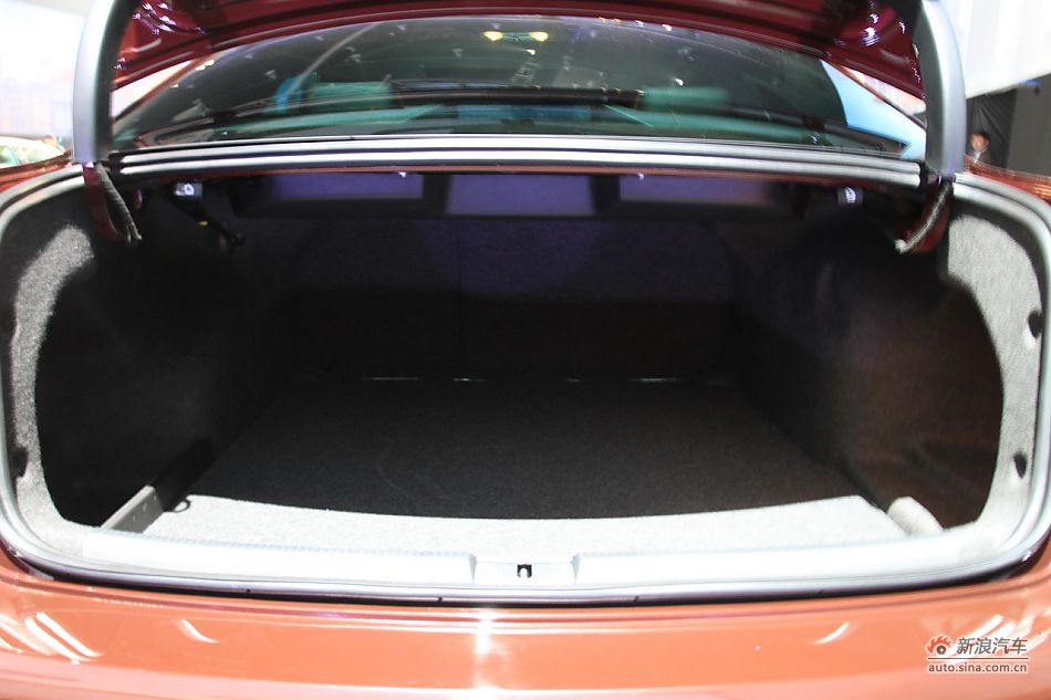 上海大众全新帕萨特