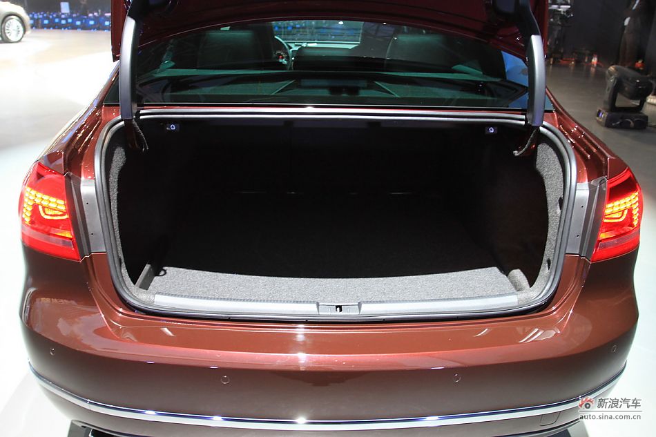 上海大众全新帕萨特