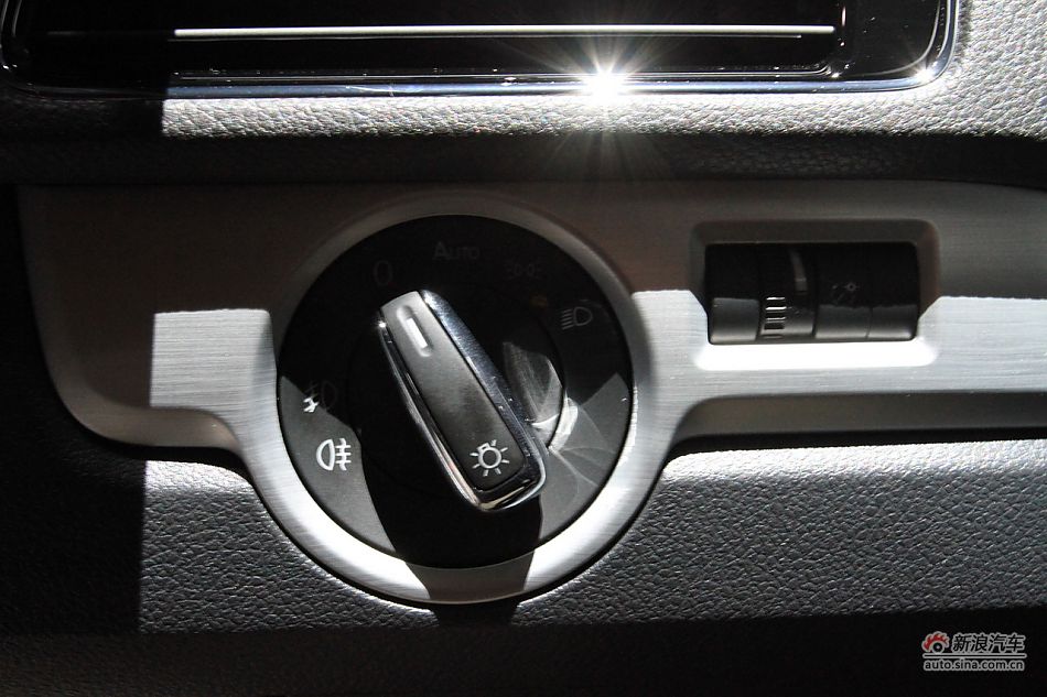 上海大众全新帕萨特