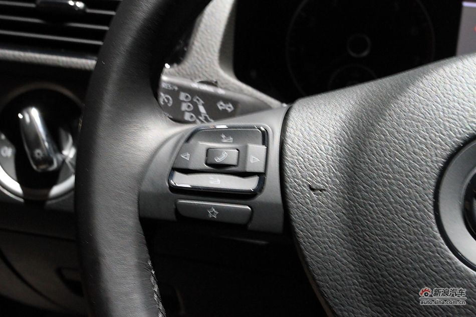 上海大众全新帕萨特