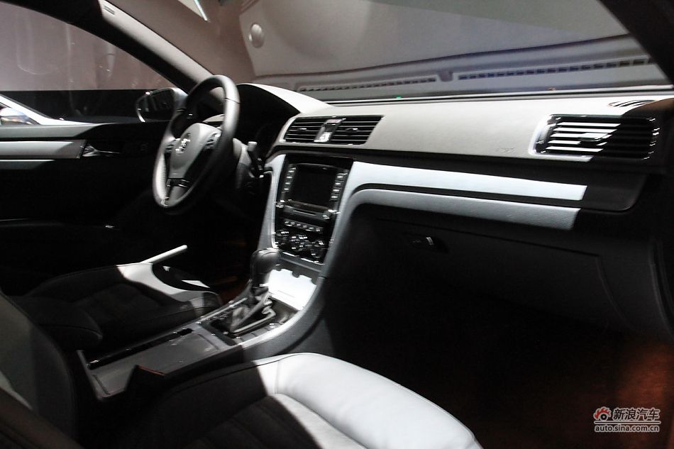 上海大众全新帕萨特